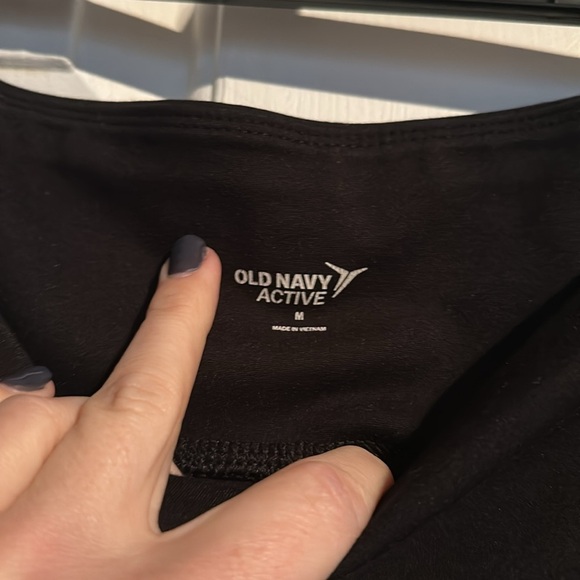 Old navy Black Leggings size medium - Picture 4 of 4